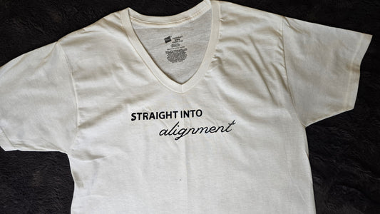 Straight Into Alignment Tee - white