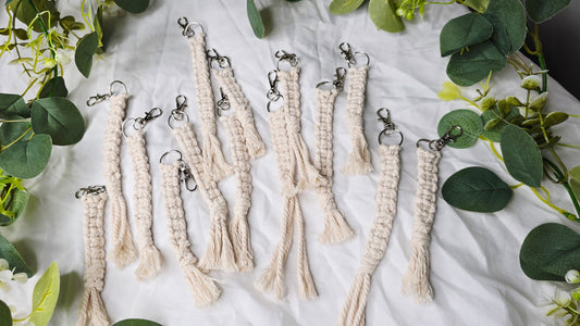 Macrame keychain